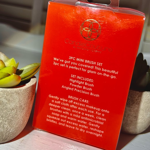 VALENTINE'S DAY GIFT SET ($200 Value) - Picture 6 of 16